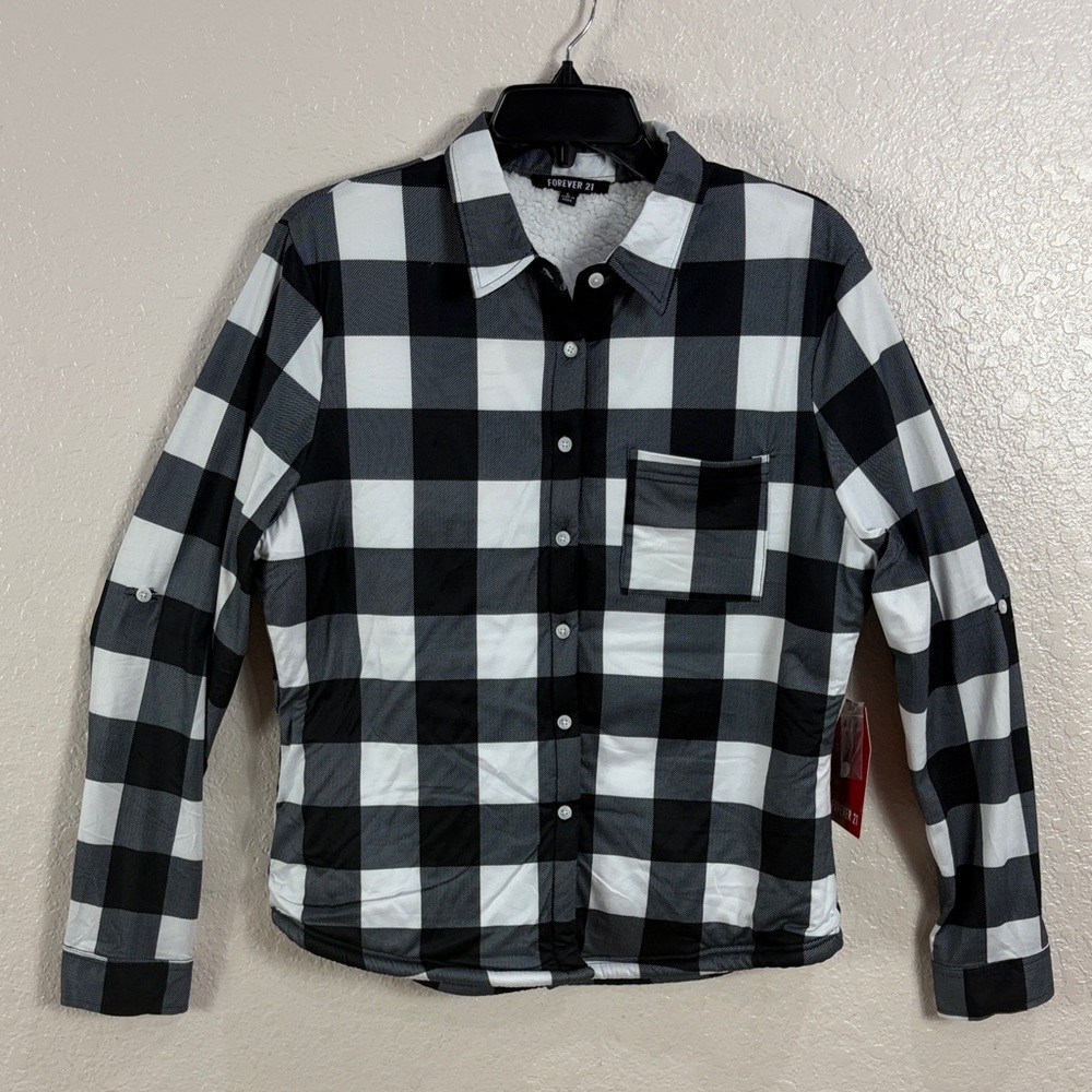 Forever 21,Size L,Black and White Plaid Button-Up Shirt